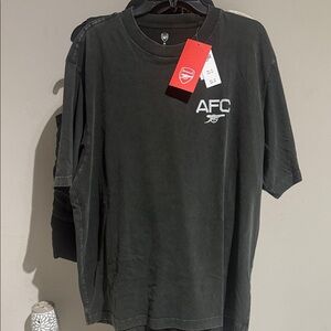 Abercrombie & Fitch Dark Gray Men's Tee - Arsenal FC
